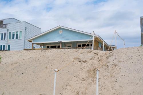 Admiral's Quarters by Oak Island Accommodations - photo 25