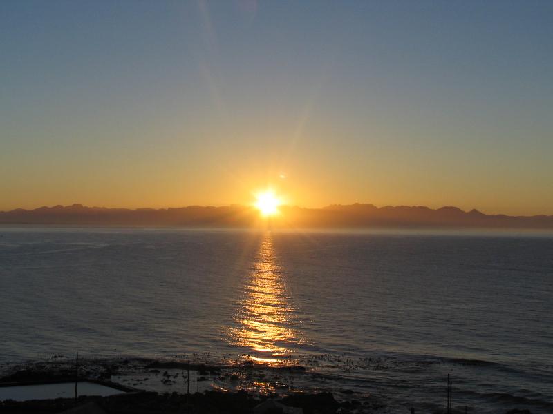 Moonglow Guest House — 4-Star Luxury Hotel in Cape Town, South Africa