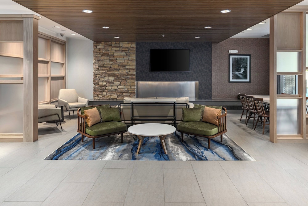 Fairfield Inn & Suites by Marriott Morganton Historic Downtown - photo 3