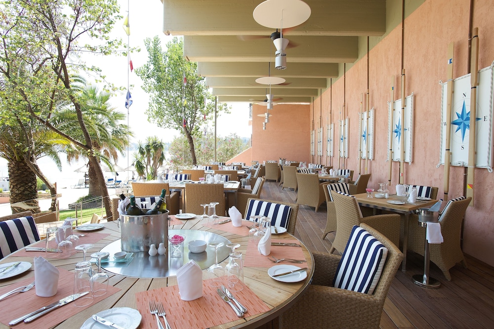 מזון ומשקאות