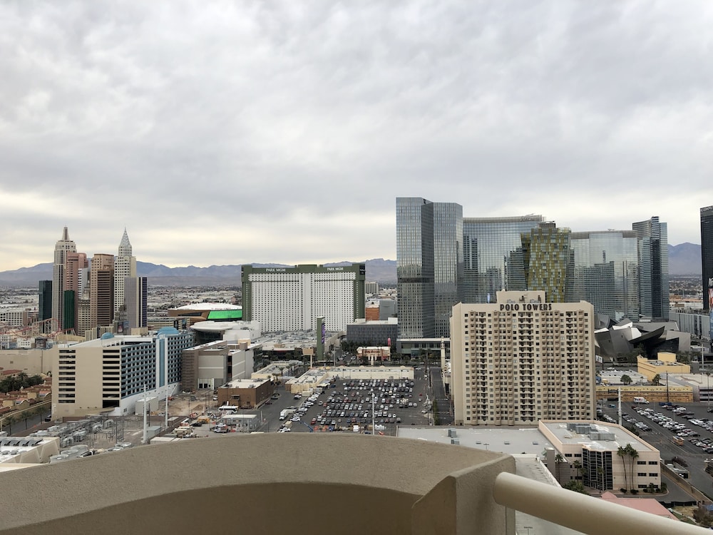 True 1BR Strip View at MGM Signature - photo 56