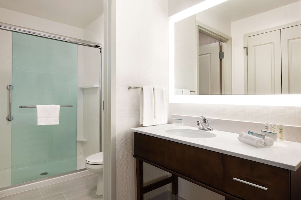 Homewood Suites by Hilton Arlington Rosslyn Key Bridge - photo 28
