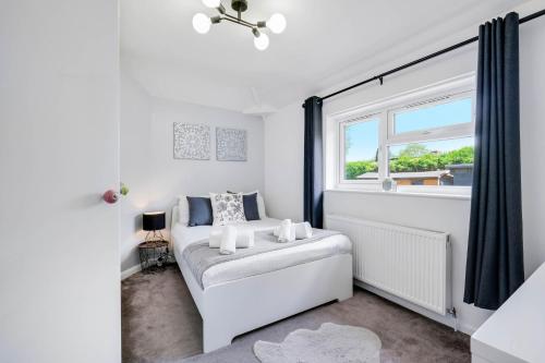 Hanwell 2 bedroom Maisonette by 360Stays — 4-Star Luxury Hotel in London, United Kingdom