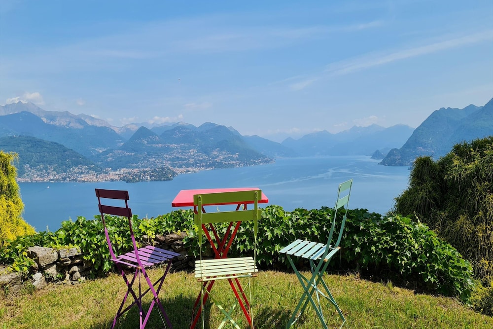 Piccolo Mondo Antico Stunning View — 4-Star Luxury Hotel in Stresa, Italy