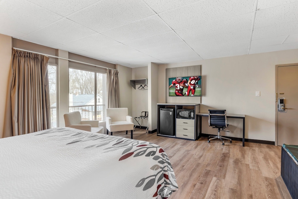 Red Roof Inn Stroudsburg - photo 15