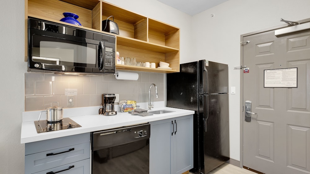 Candlewood Suites San Antonio Downtown by IHG - photo 10