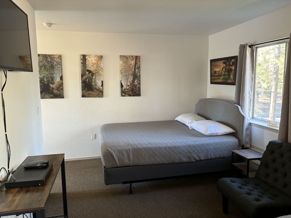 Brownsville Motel - photo 49