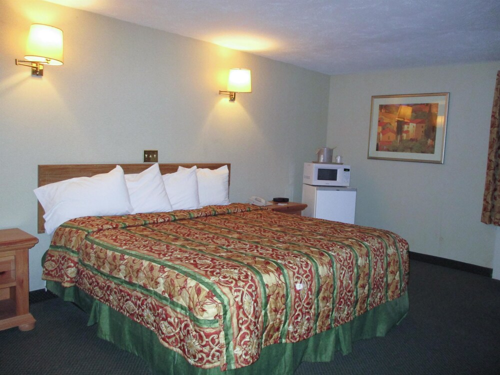 Motel6 Oriskany NY - photo 10