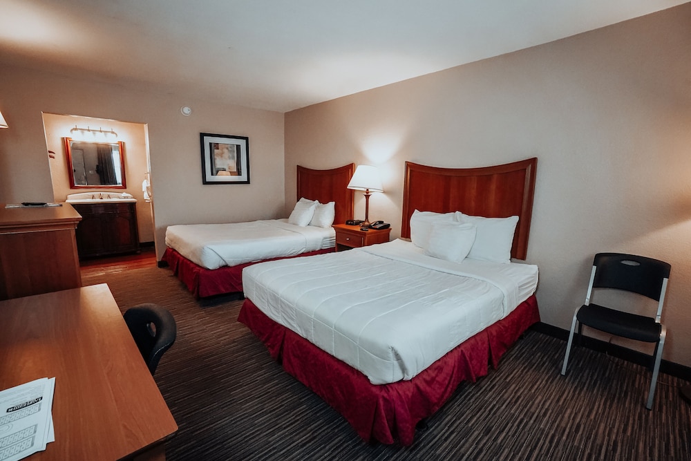 Lamplighter Inn & Suites North - featured photo