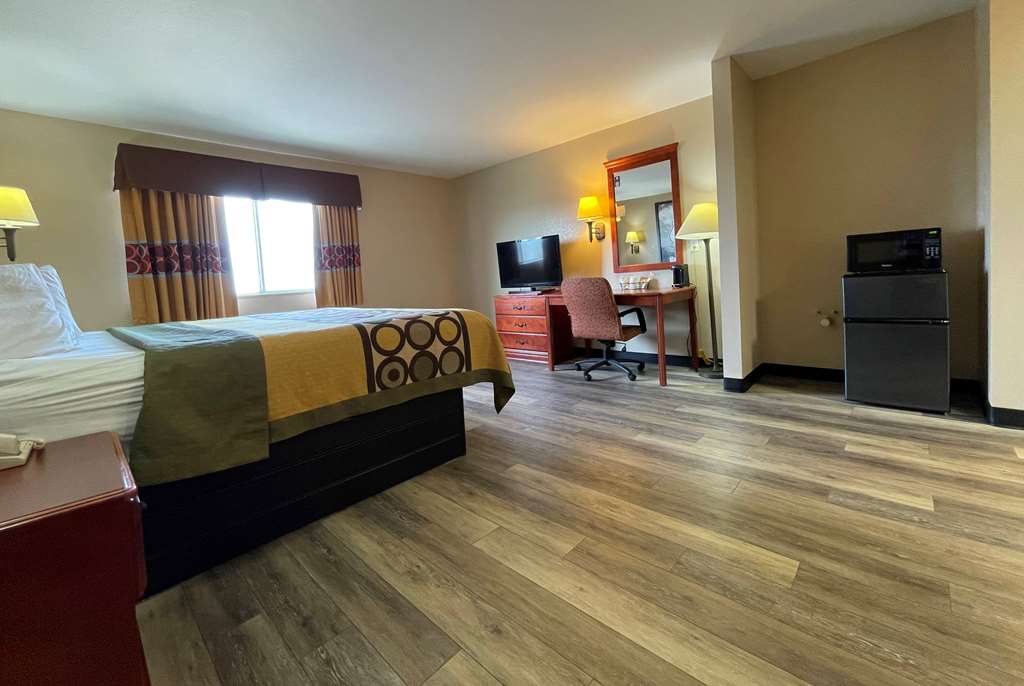 Super 8 by Wyndham Rolla - photo 17