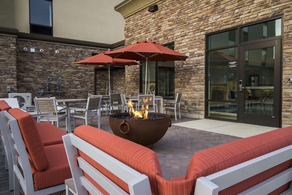 Hampton Inn Decatur Mt. Zion - photo 41