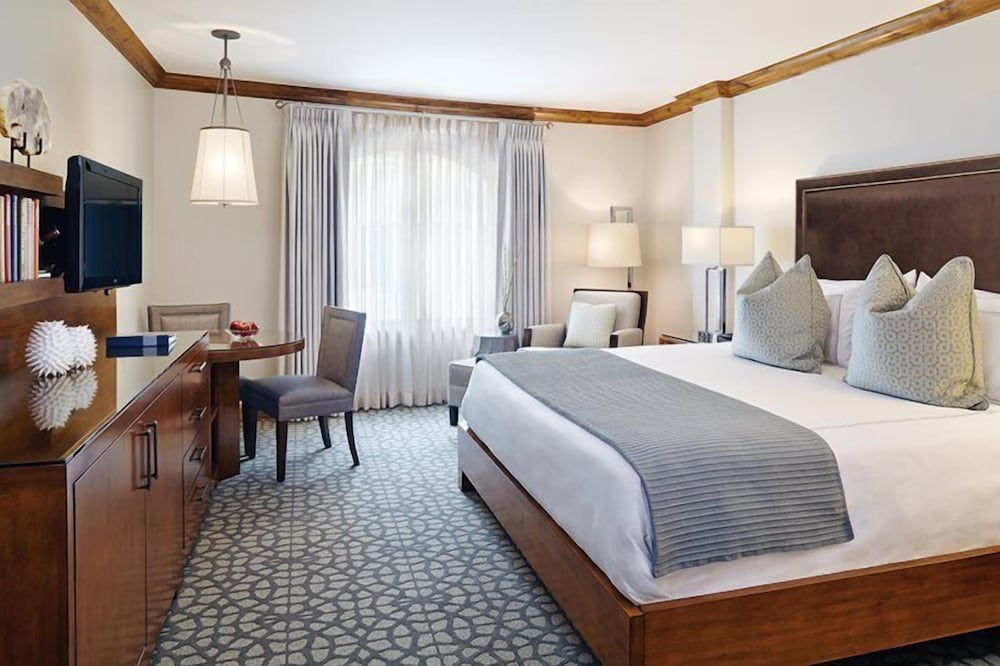 The Sebastian Vail King Hotel Room in Vail, United States