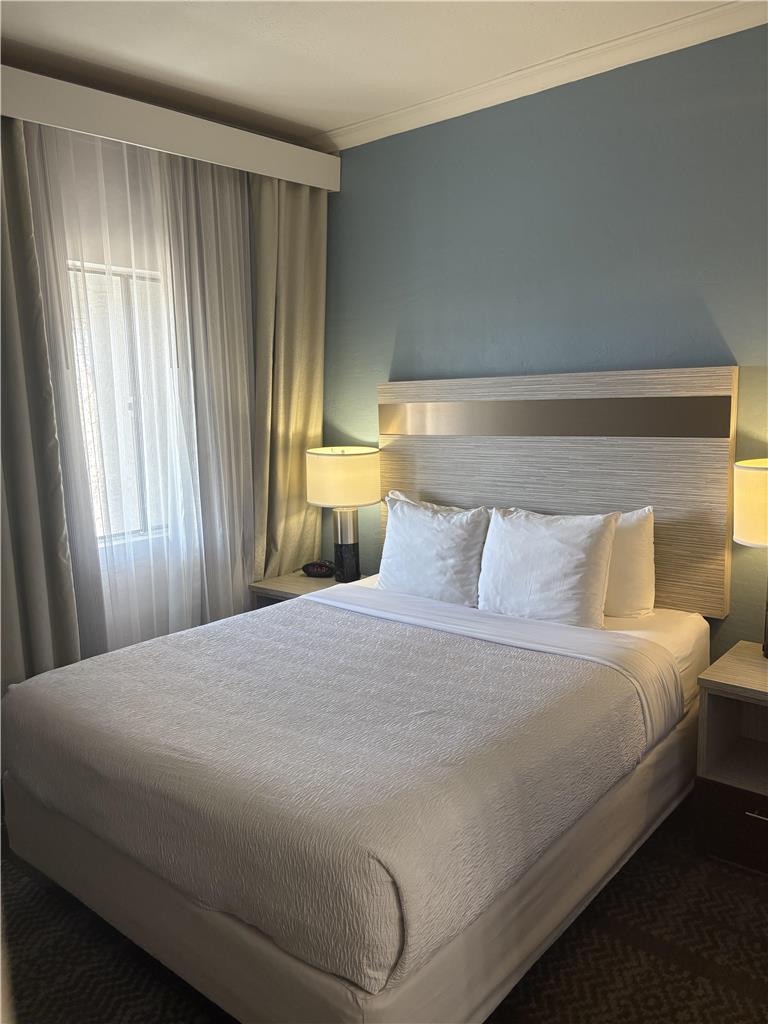 SureStay InnSuites Phoenix Hotel & Suites by Best Western - photo 6