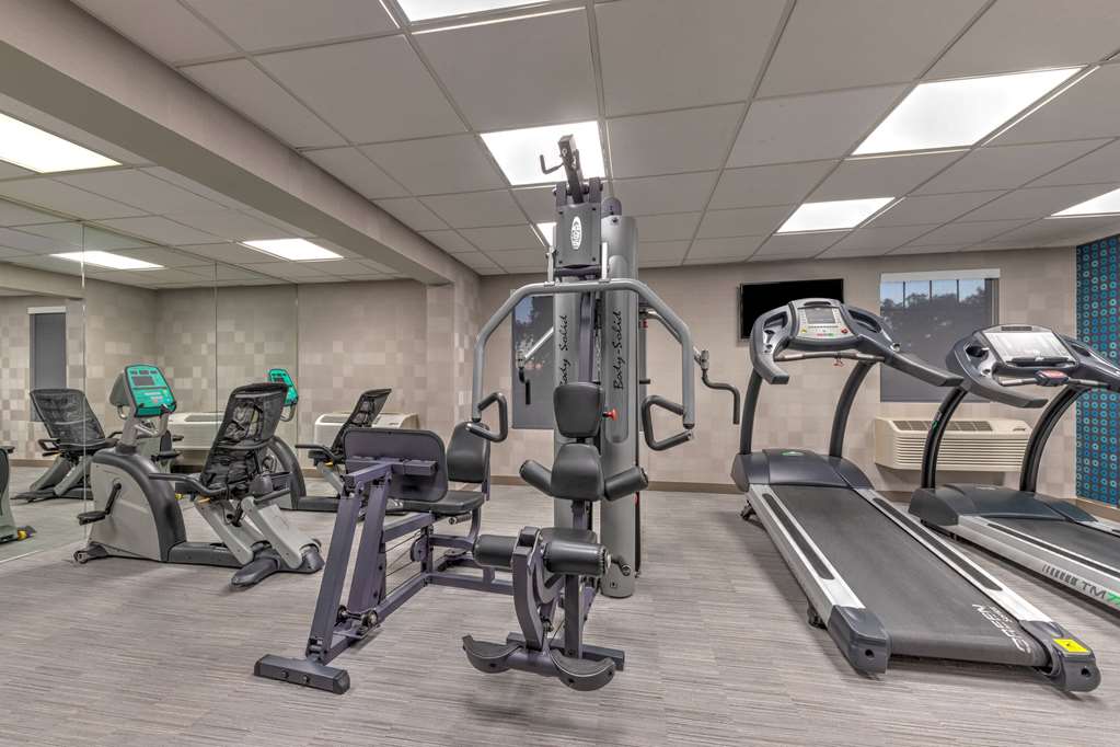 La Quinta Inn & Suites by Wyndham Dallas DFW Airport North - photo 16
