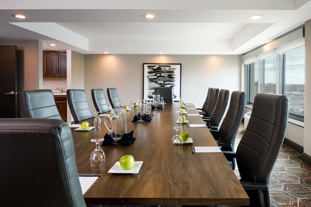 Crowne Plaza Memphis Downtown by IHG - photo 55
