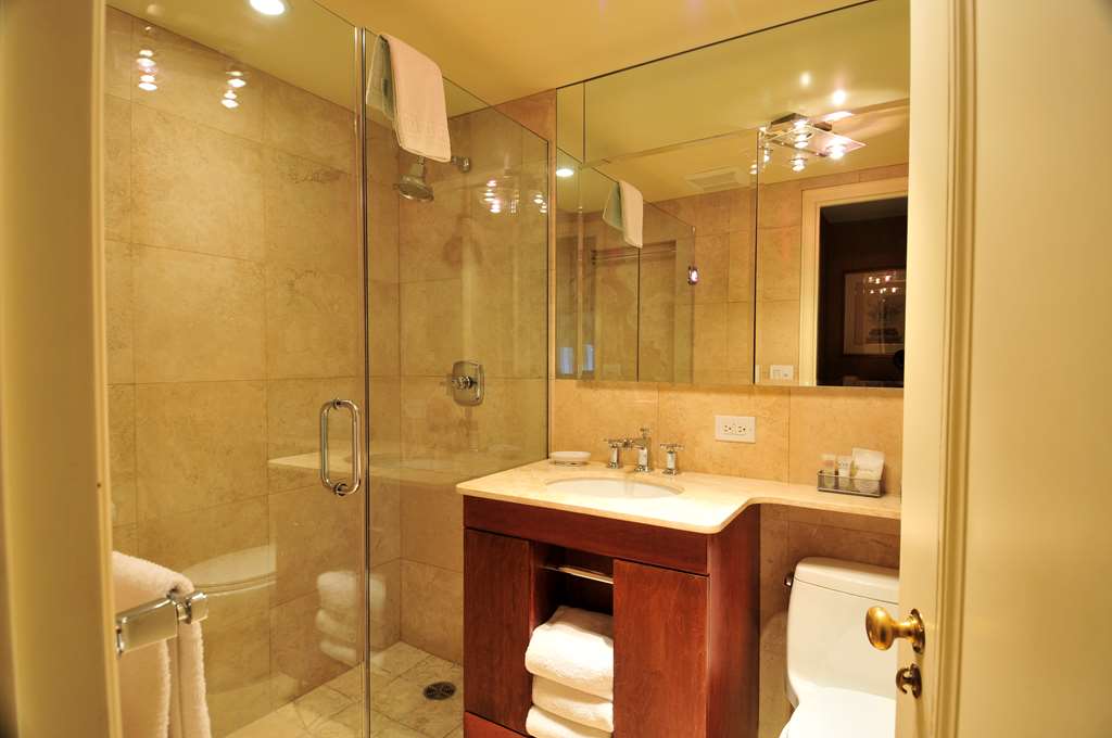 The Lombardy Hotel - photo 48