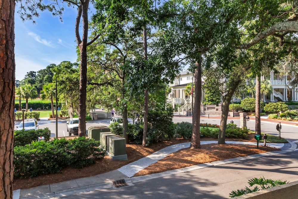 911 Cutter Court at Sea Pines Resort - photo 24