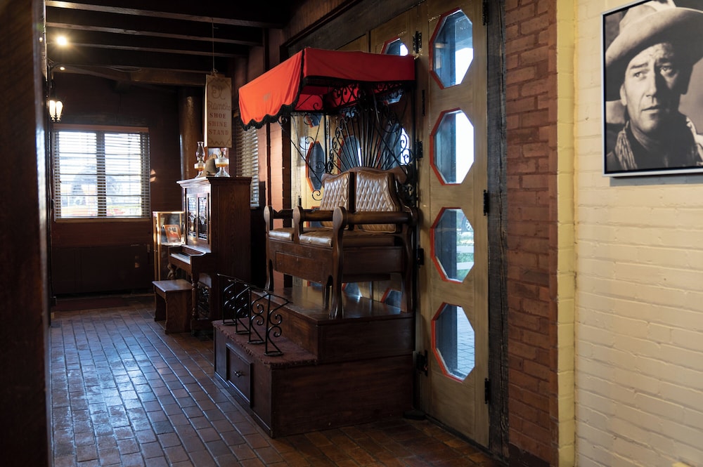 Hotel El Rancho - photo 69