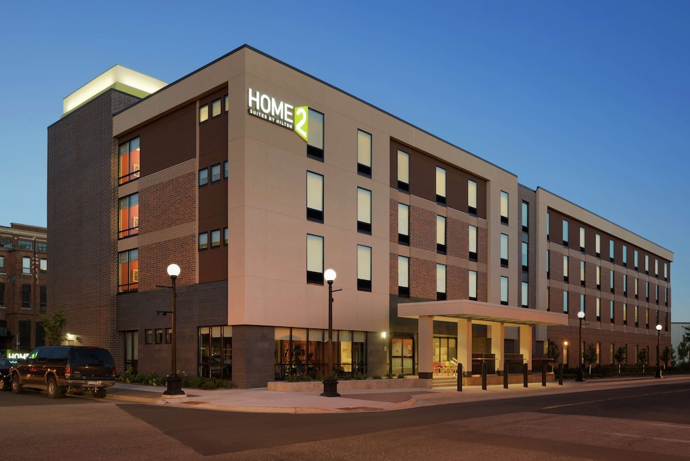 Home2 Suites by Hilton La Crosse - photo 19
