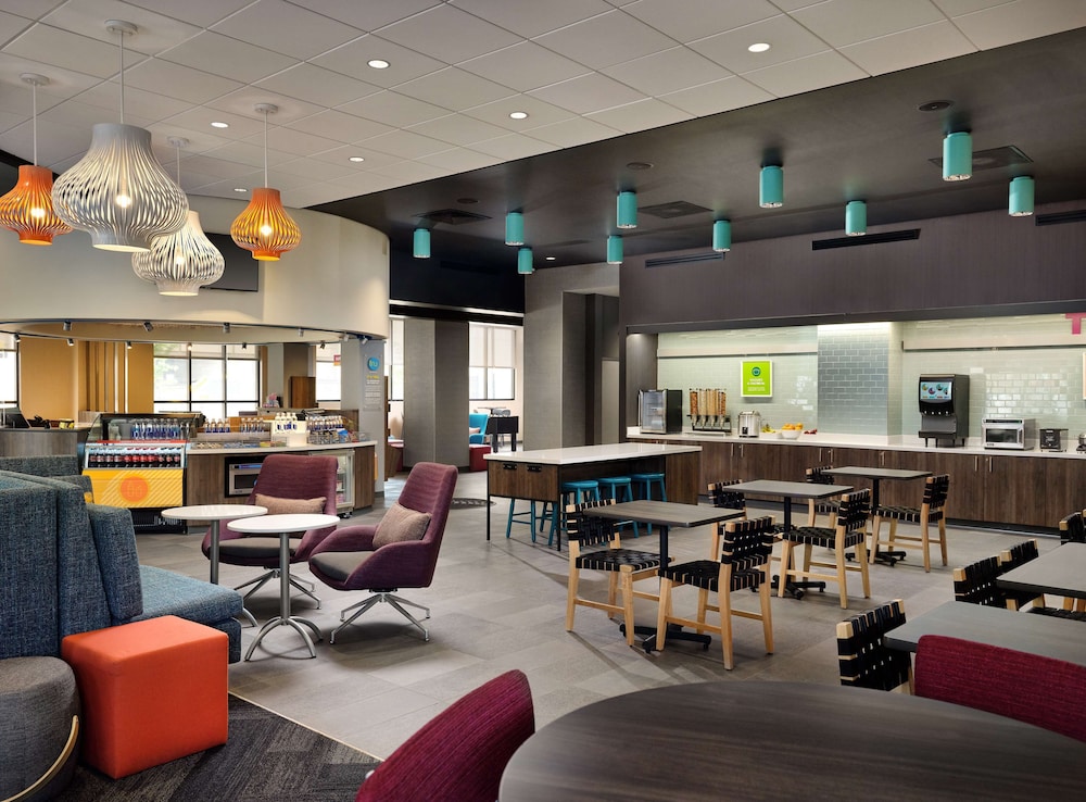 Tru By Hilton Indianapolis Downtown IN - photo 3