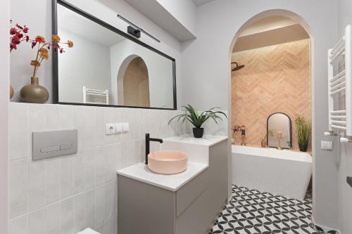New Central Apartment in Tbilisi