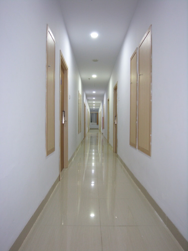 Delima Hotel — Banjarmasin — photo 2