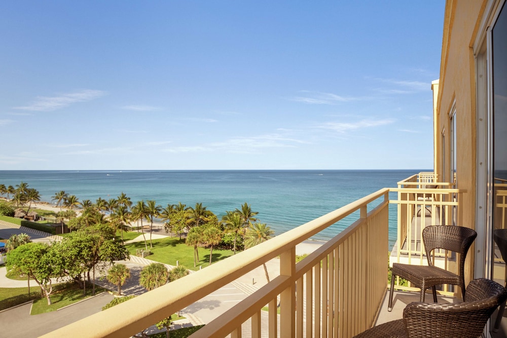 Embassy Suites by Hilton Deerfield Beach Resort & Spa - photo 36