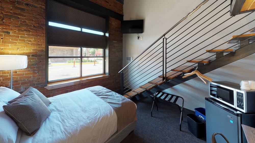 The Hotel Sturgis - photo 9