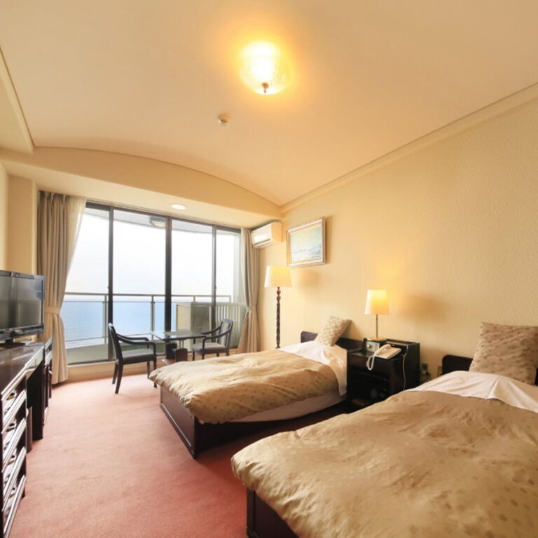 Umino Hotel Nakadaya in Atami, Japan