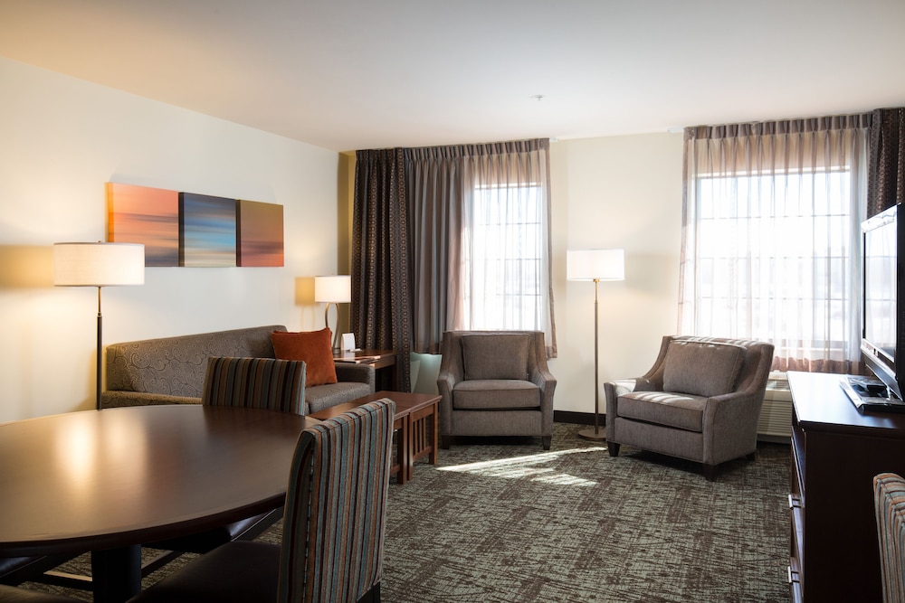 Staybridge Suites Toledo Maumee by IHG - photo 17