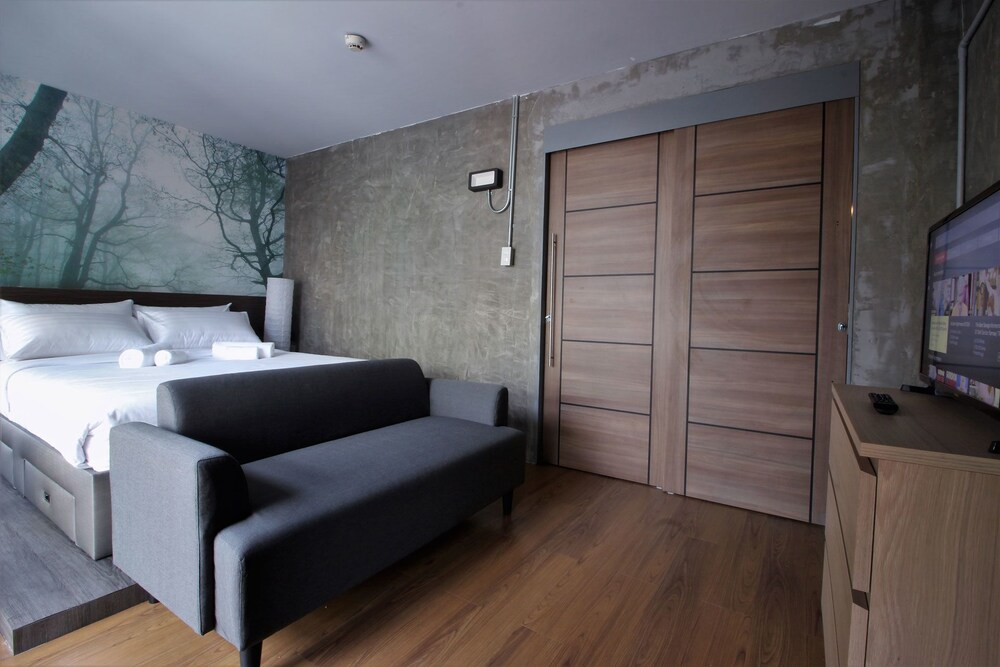 Urbanite Hostel
