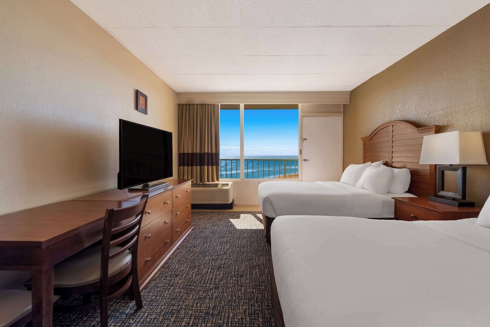 Comfort Inn South Oceanfront - photo 34