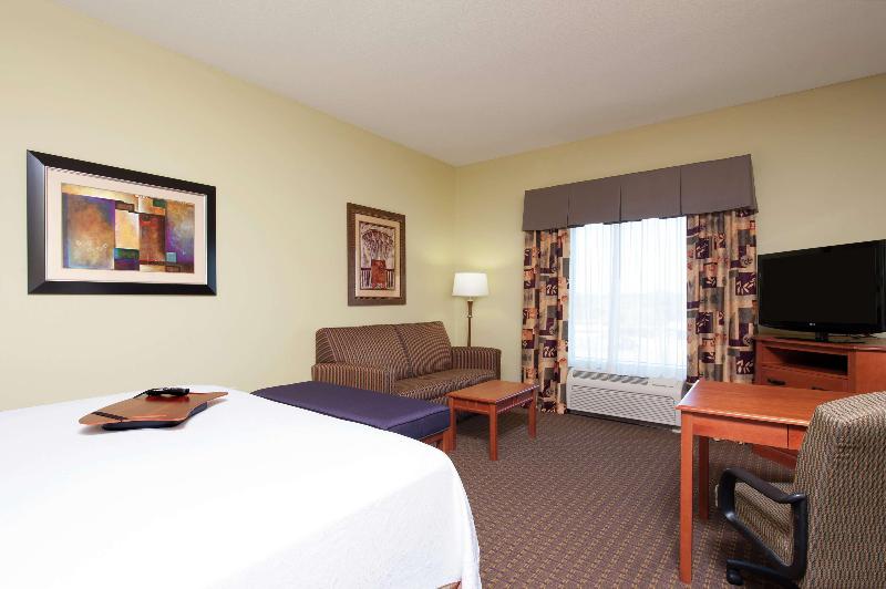 Hampton Inn & Suites Moline Quad City Int'l Aprt - photo 30