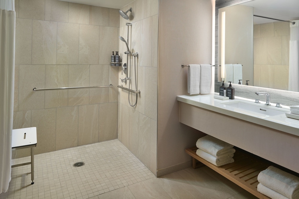 Sheraton Grand Nashville Downtown - photo 38