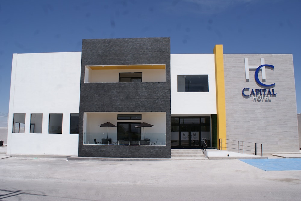 Hotel Capital Frontera - carbon neutral hotel in Frontera