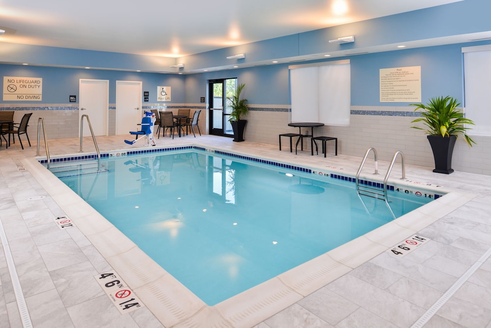 Hampton Inn Omaha Airport - photo 26