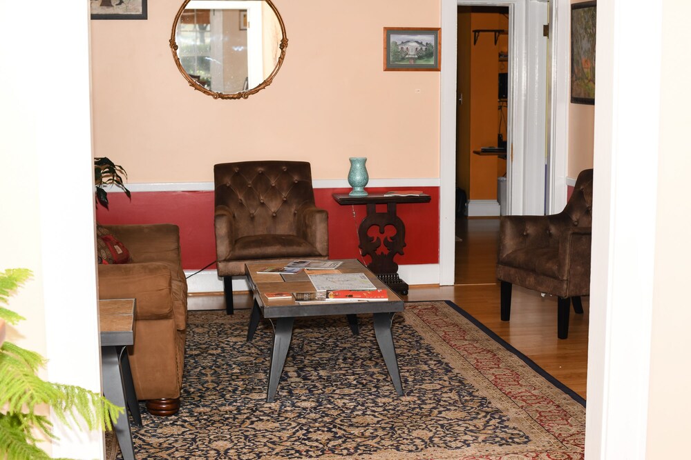 Blacksburg Bed & Breakfast - photo 2