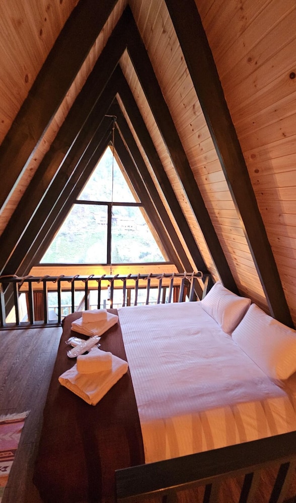 Komilo vadi bungalov - last minute hotel in Camlihemsin