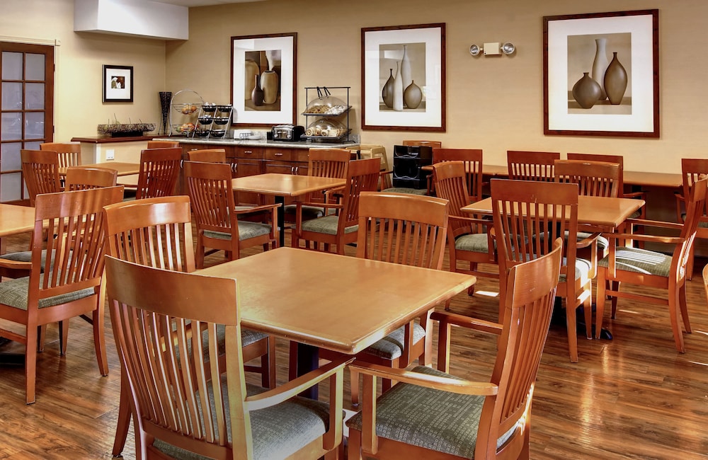 Phoenix Inn Suites Albany - photo 26