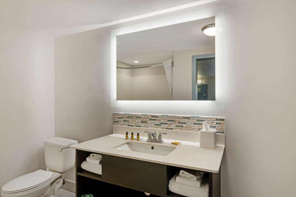 Best Western Plus St. Simons - photo 28