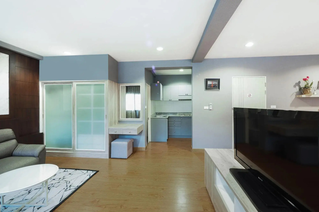 Blue cafe Apartments — 4-Star Luxury Hotel in Chiang Mai, Thailand