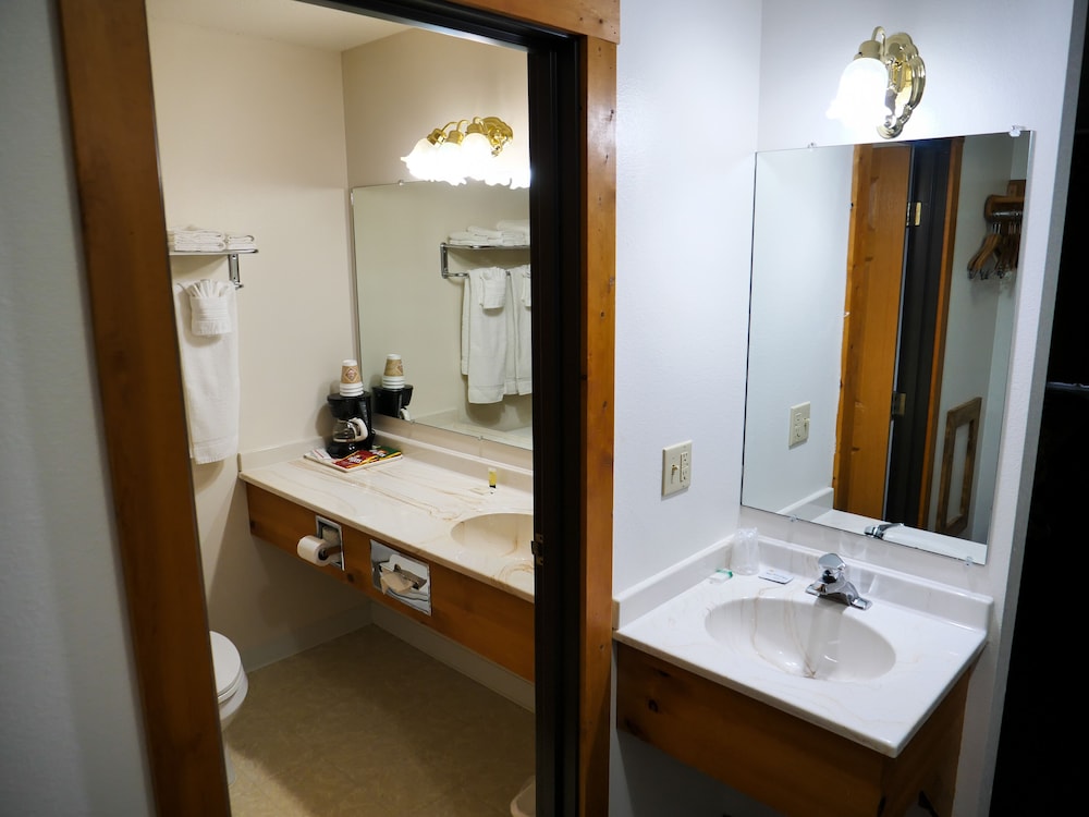 Range Country Lodging - photo 11