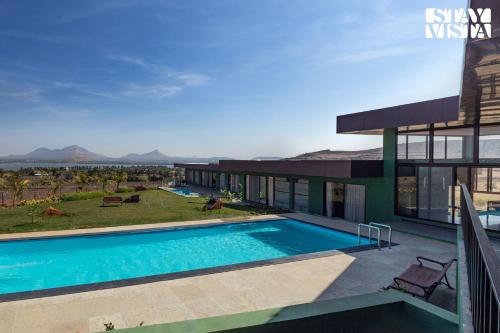StayVista's Minty Mirage Mountain & Lake View Villa with Pool Expansive Lawn & Terrace — 4-Star Luxury Hotel in Trimbak, India