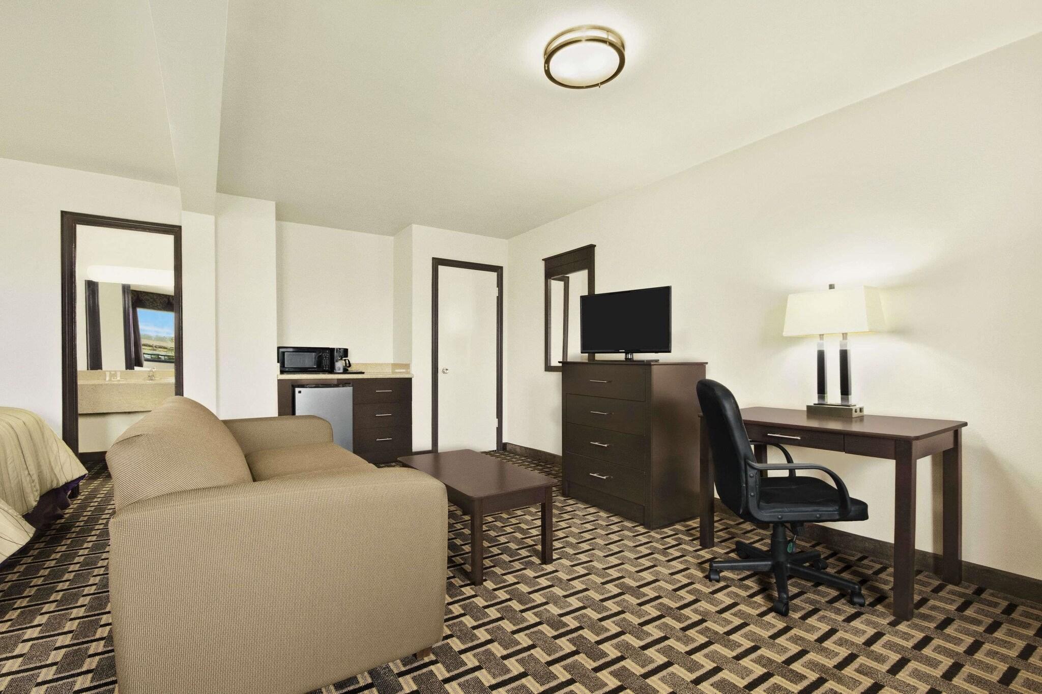 Super 8 by Wyndham Fort Worth TX - photo 17