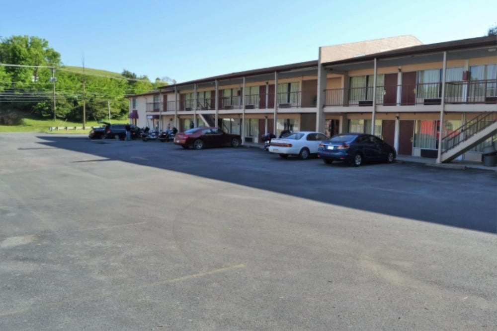 Capital O Fincastle Motor Inn Tazewell - photo 11
