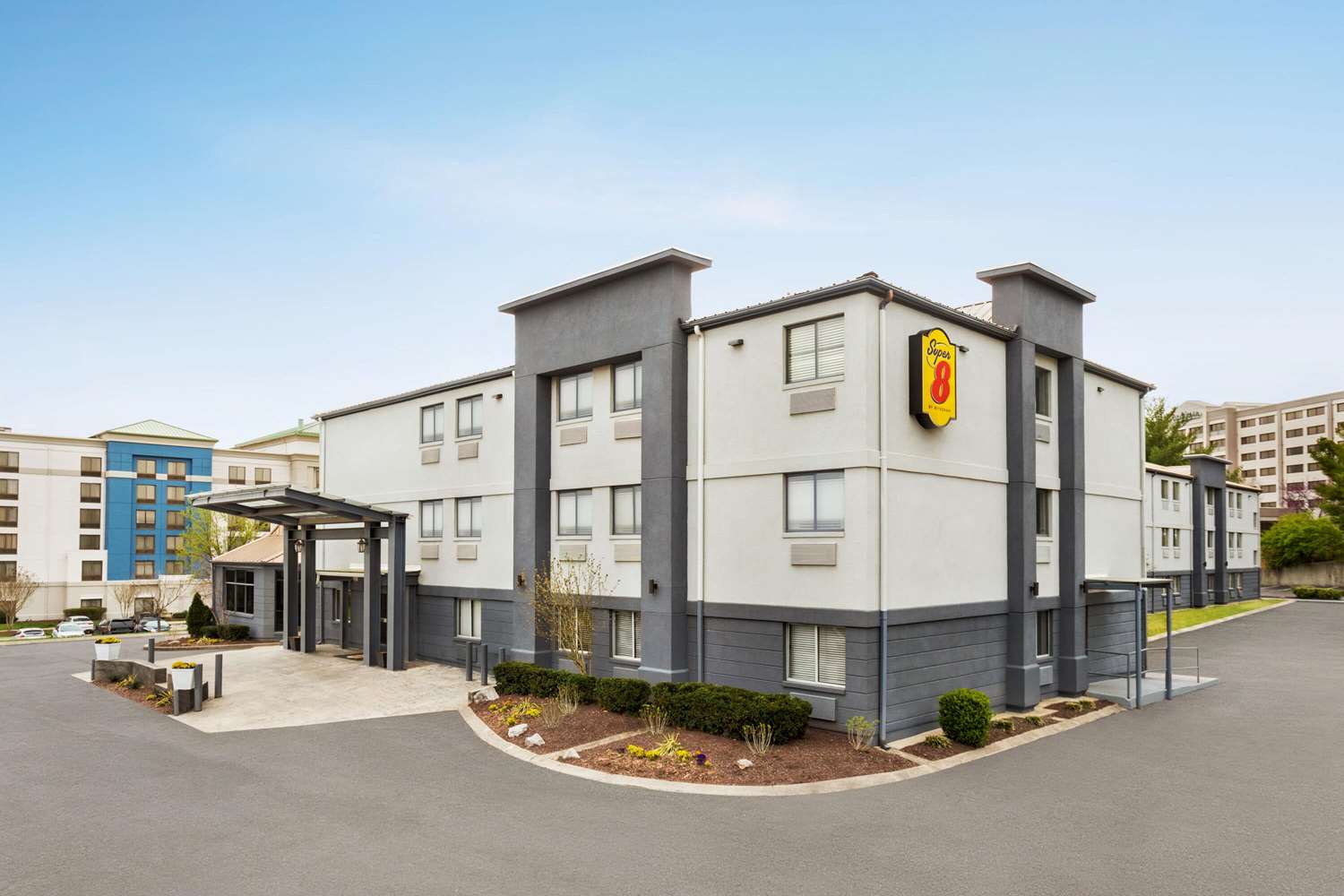 Super 8 by Wyndham Nashville Airport North - photo 24