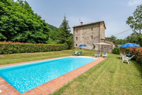 Casa Paola — 4-Star Luxury Hotel in Pescaglia, Italy