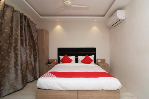Townhouse Oak The Orange Hotel — Kozhikode