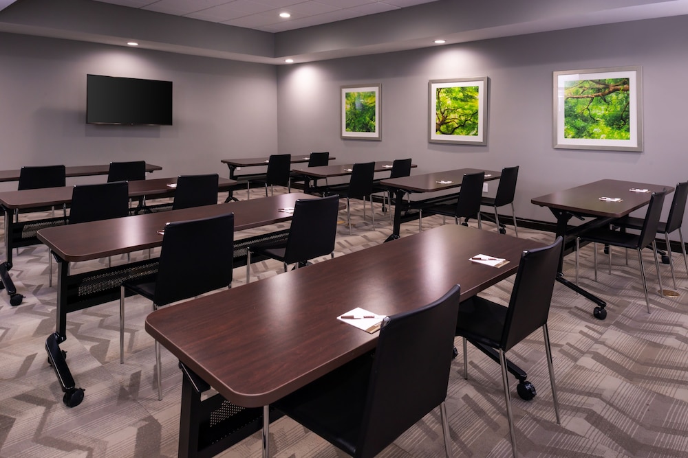 Staybridge Suites Lake Charles by IHG - photo 55