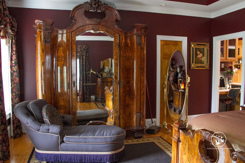 Victorian Elegance Inn - photo 16